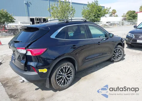 2021 Ford Escape Titanium Plug-In Hybrid из США, поврежденный, VIN 1FMCU0LZ9MUA53396